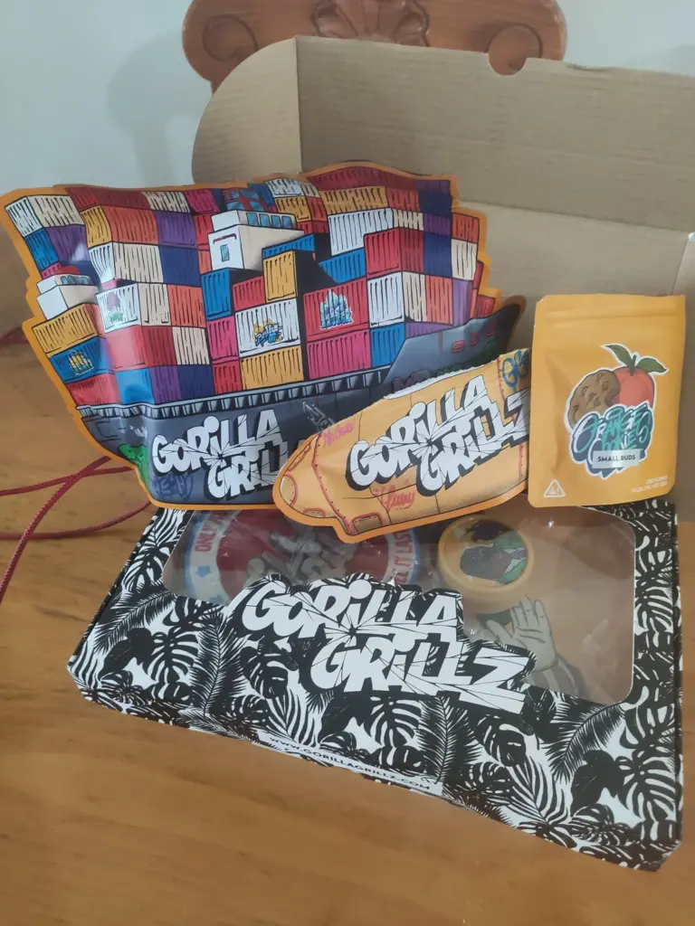 PAQUET DE MARCHANDISES - reseña de ArielsinSebas